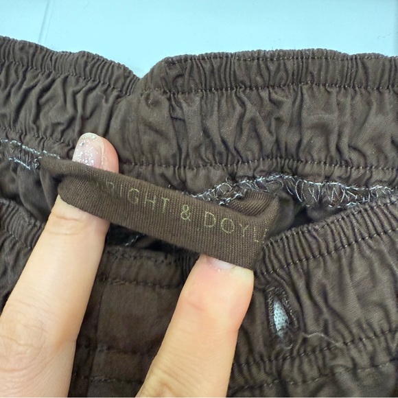 Wright & Doyle Hori Hori Shorts in Brown - Picture 3 of 4